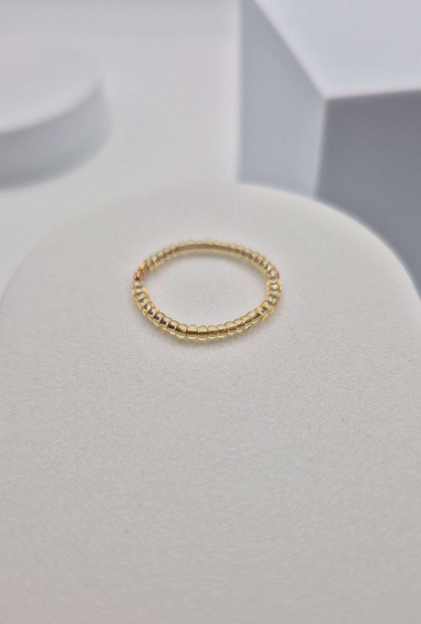 Ring RIVI - Ringgröße 49 - 53 mm Umfang | Perlen 2mm