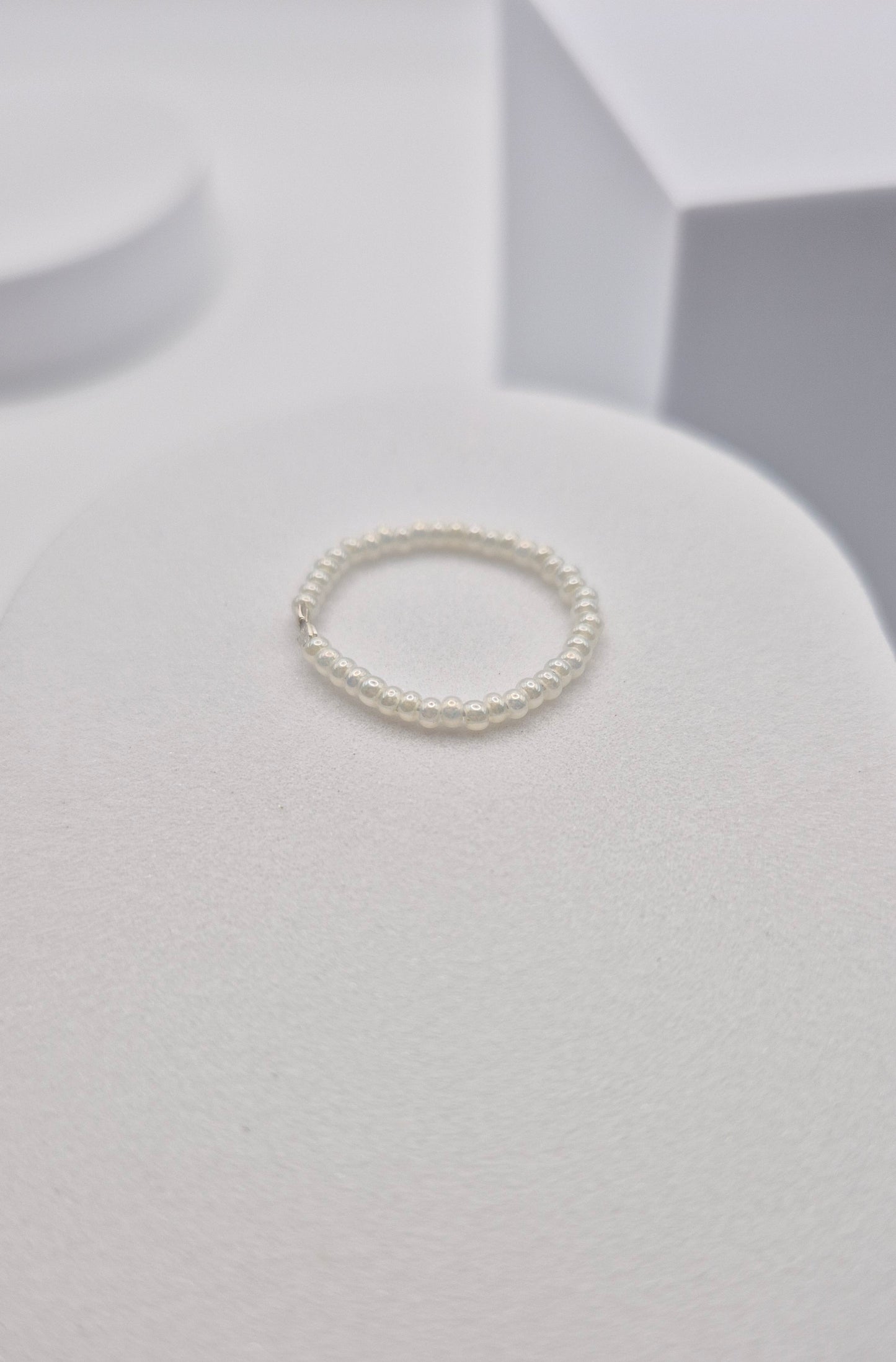 Ring RIVI - Ringgröße 49 - 53 mm Umfang | Perlen 2mm
