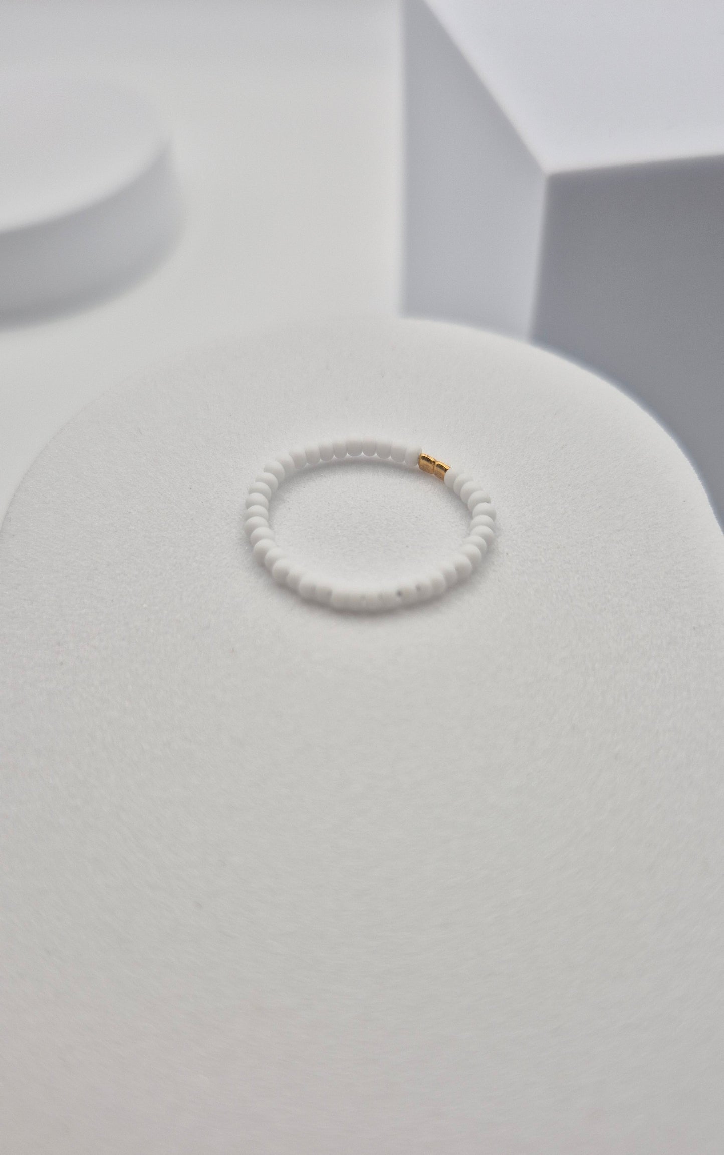 Ring RIVI - Ringgröße 49 - 53 mm Umfang | Perlen 2mm