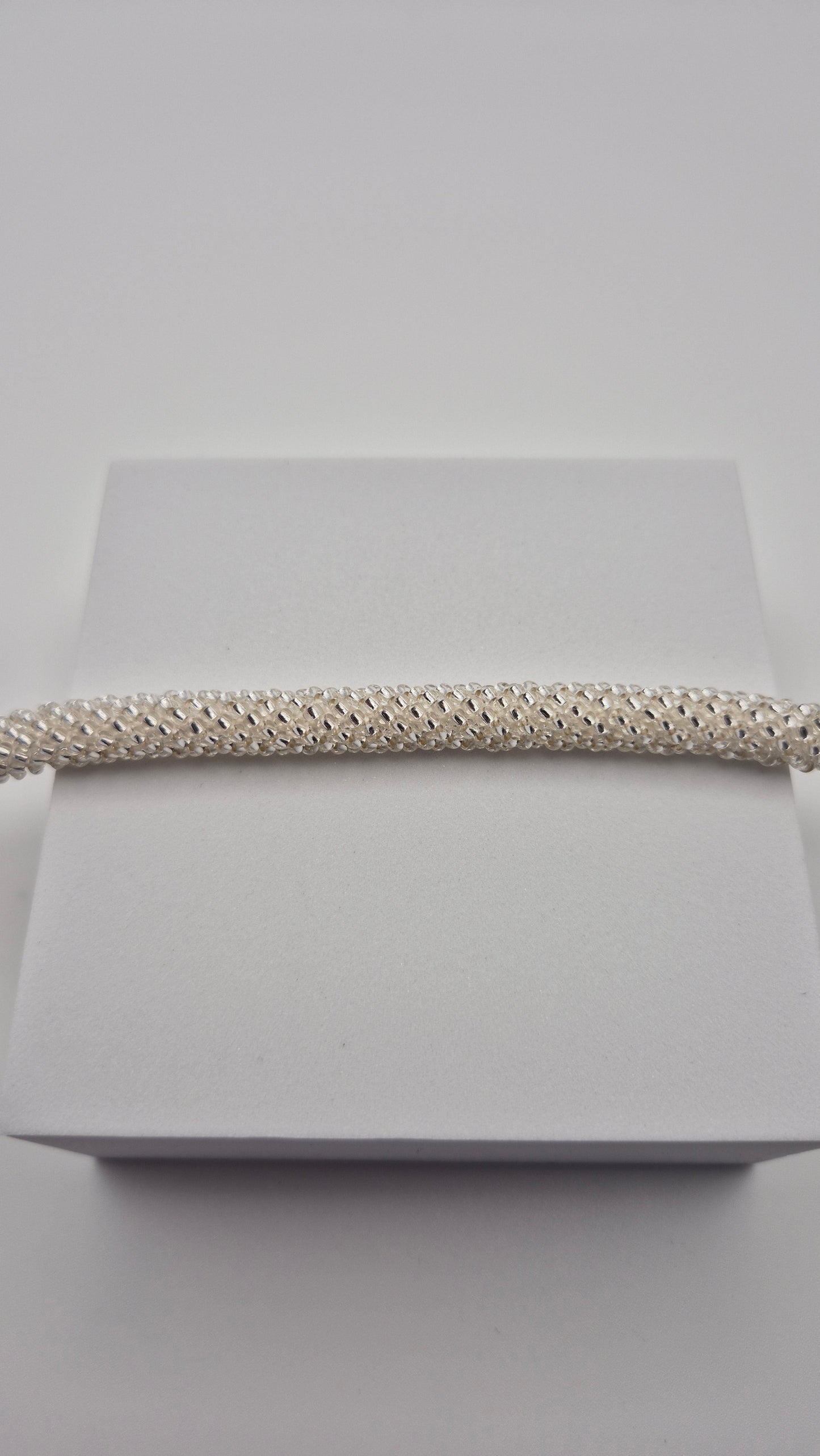 Halskette TUBE - Breite 10mm | Perlen 2,5mm