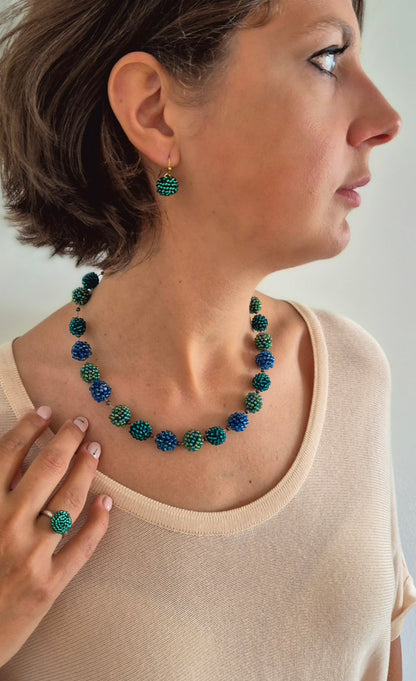 Halskette FLUFFY GREEN OCEAN Unikat - Breite 13 mm | Perlen 3mm